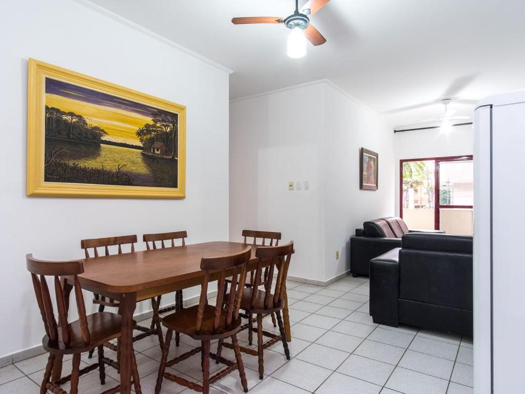 Apartamento Espacoso Com Ar Condicionado E Wi-Fi, A 100 Metros Da Praia - Edificio Estoril Ubatuba Bagian luar foto